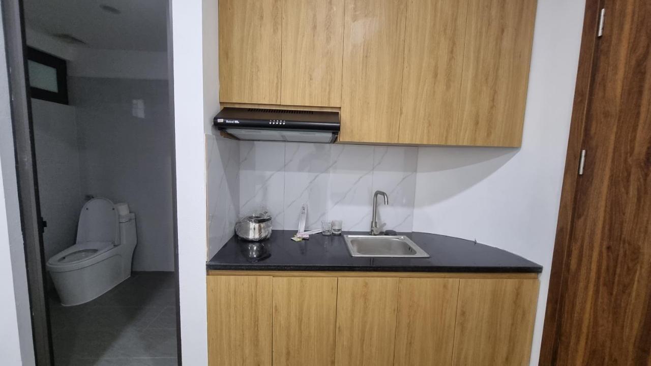 Era Apartment Khuc Thua Du Hanoi Exterior foto