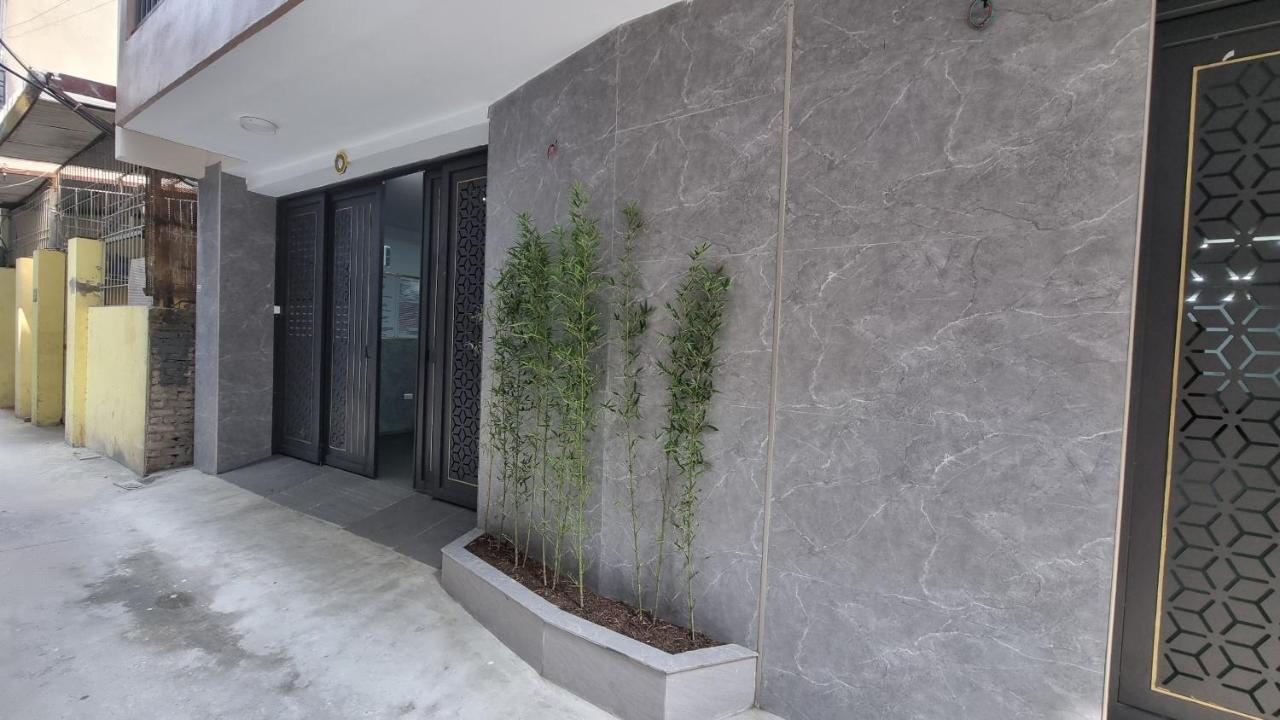 Era Apartment Khuc Thua Du Hanoi Exterior foto